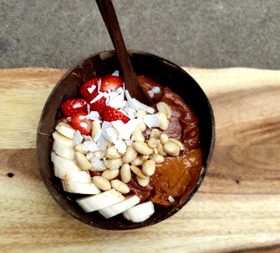 chocolate smoothie bowl